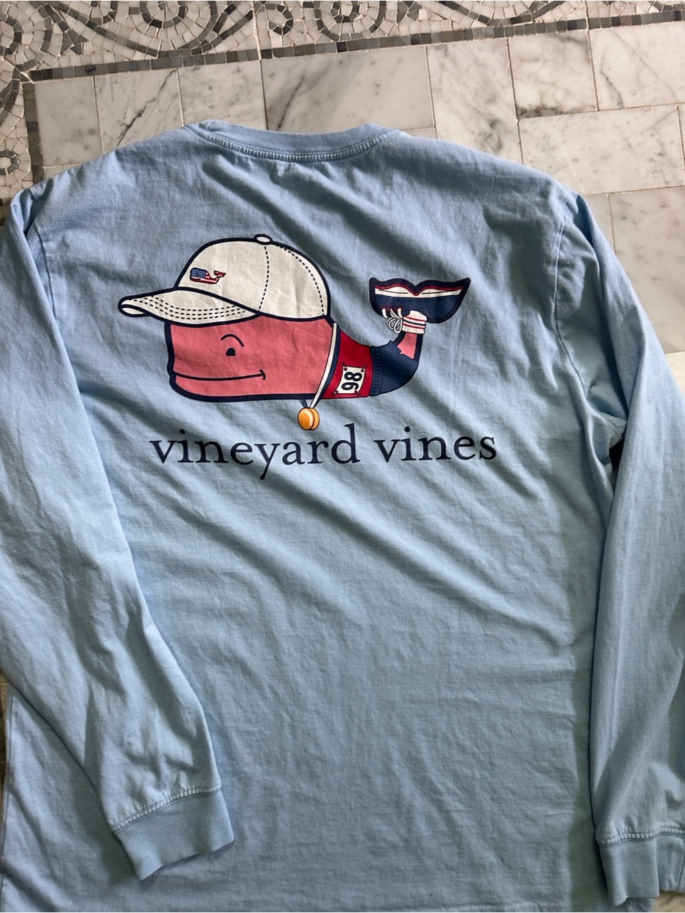 Vineyard Vines Light Blue Long-Sleeve Pocket Tee with Whale Patch Never worn